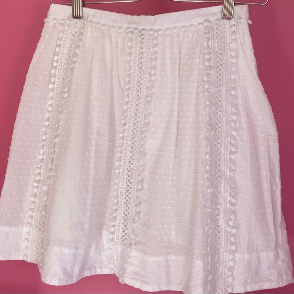 J Crew White Dot and Lace Textured Mini Skirt, Size 00